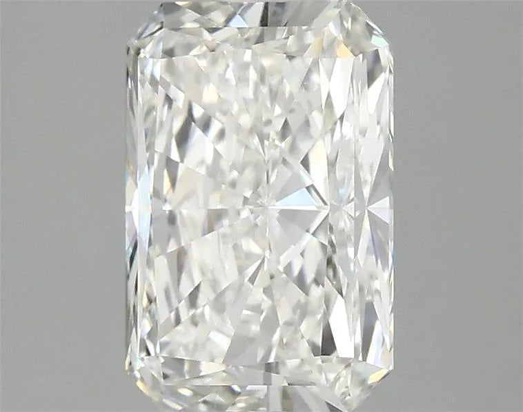 2.50ct Radiant Lab Grown Diamond (Colour G, Clarity VVS2, IGI Certified)