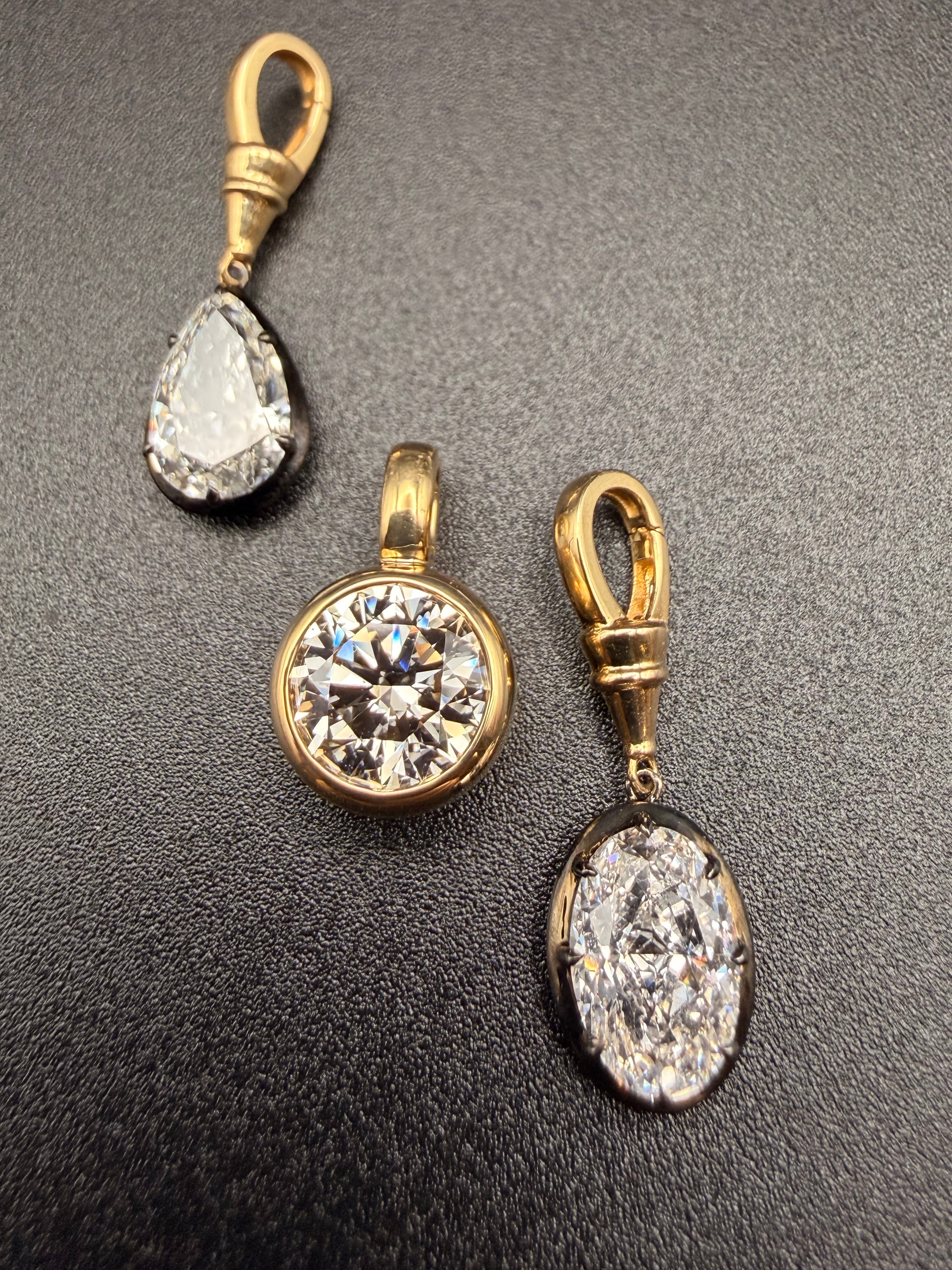 The Hope Oval Pendant