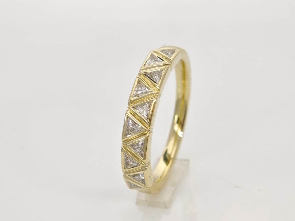 Trillion Bezel Band