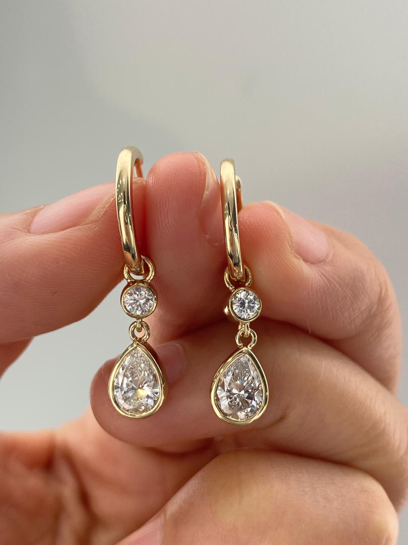 The Convertable Pear & Round Duo Drops