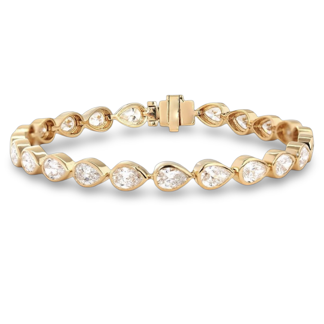 Trailing Pear Labgrown Diamond Bracelet