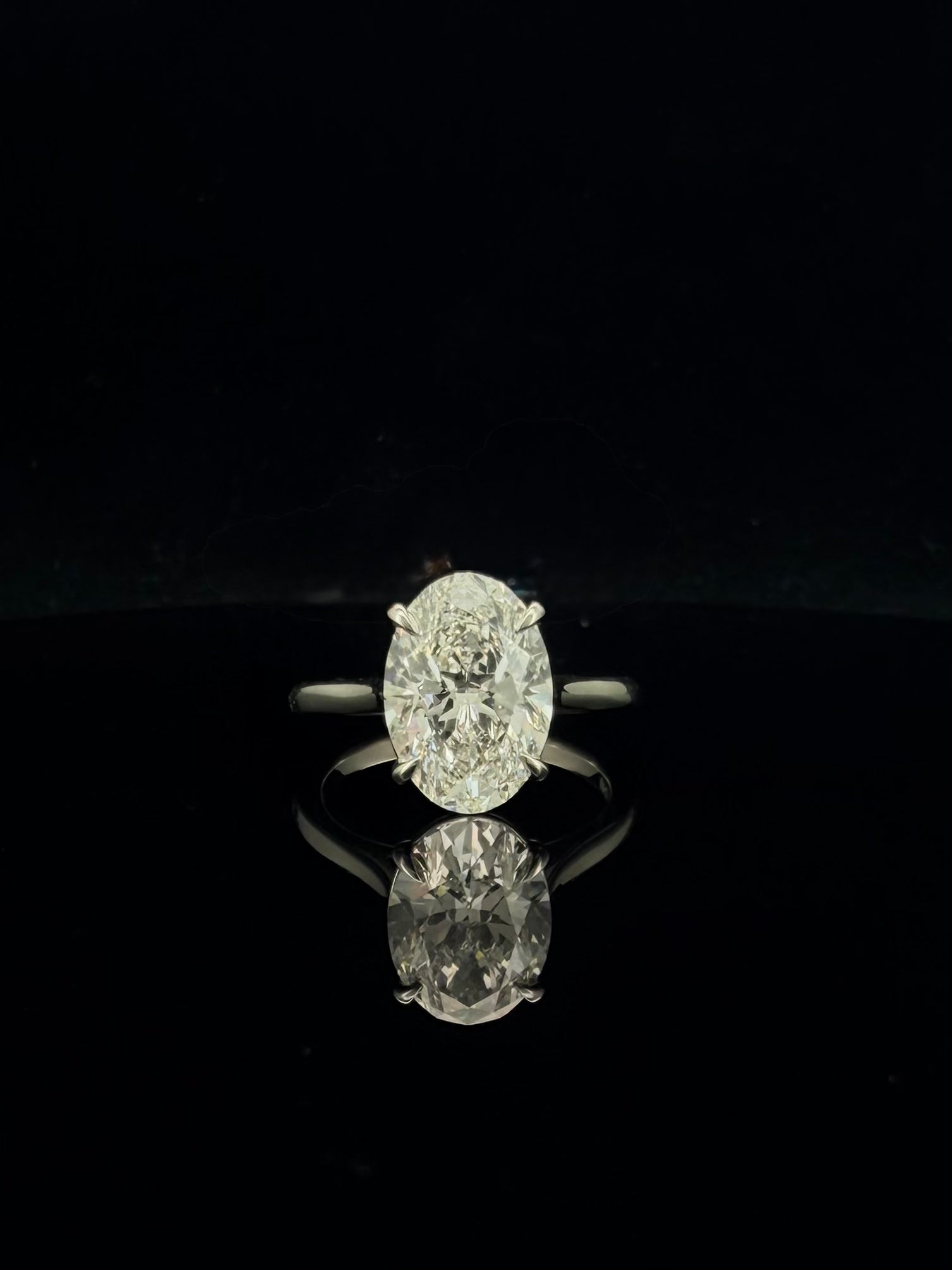 3ctw Labgrown Oval Diamond Platinum Band