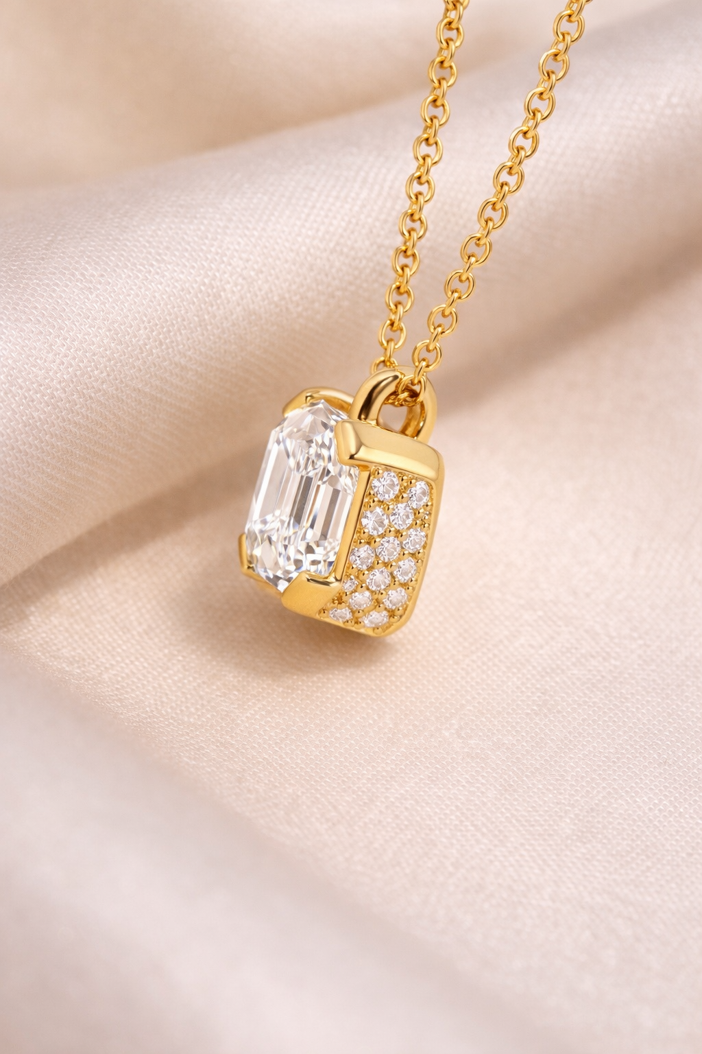 The Asscher Pave Pendant