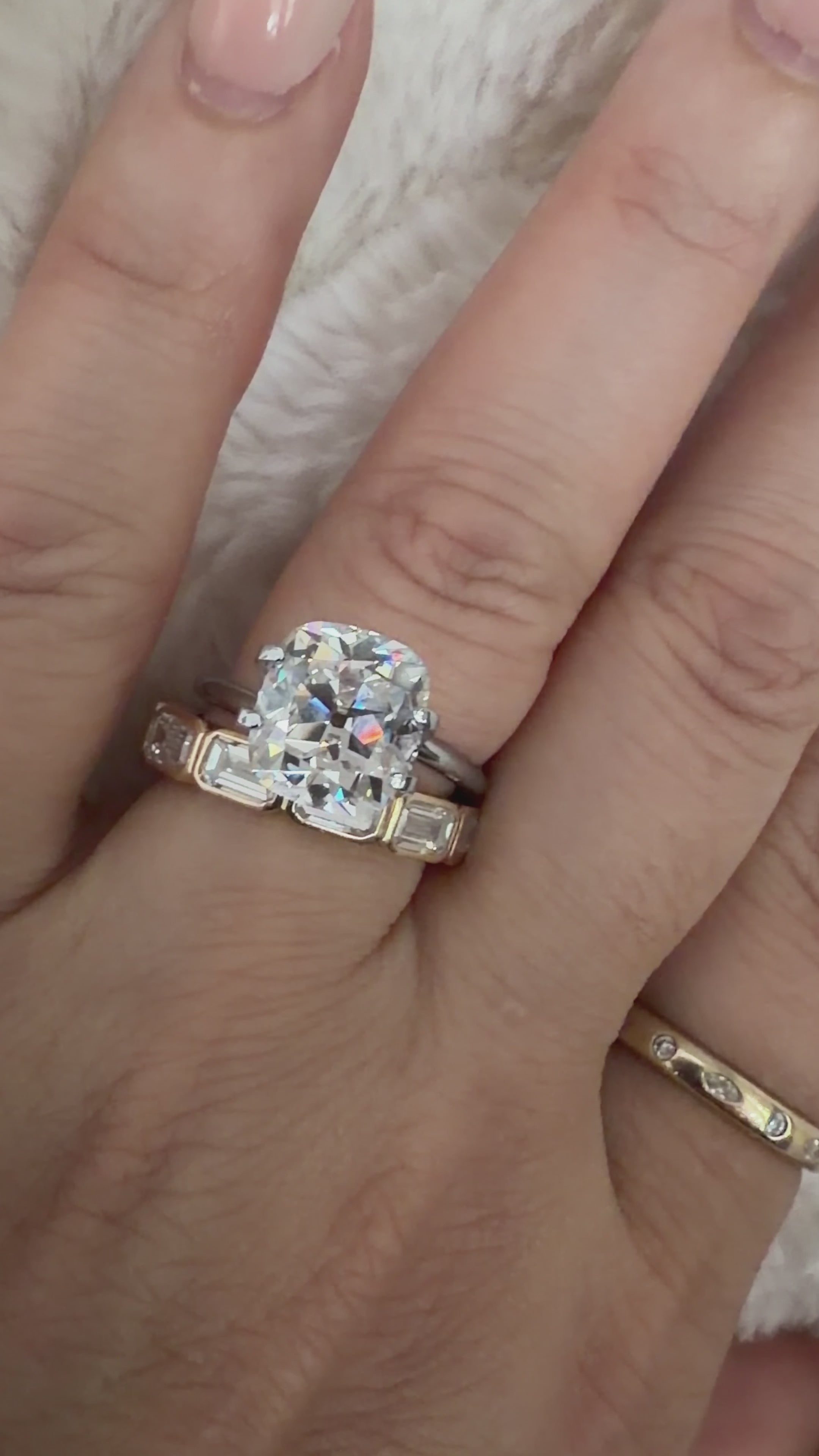 3.31 ctw Old Mine Cushion || Labgrown Diamond