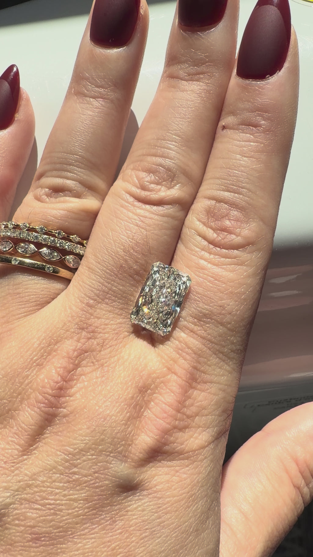 5.13 Carat F/VVS2 Radiant Cut Lab Grown Diamond – IGI Certified – Ready to Ship