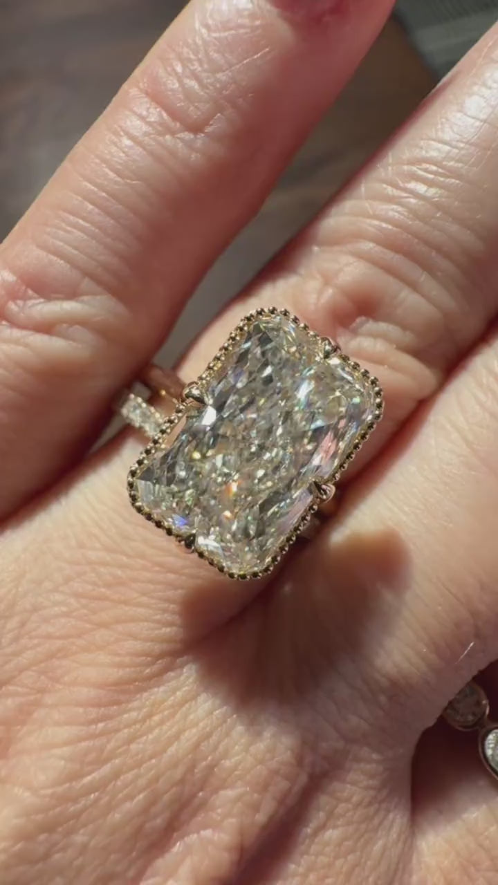 5ctw Radiant Cut Igi Certified Labgrown Diamond Engagement Ring