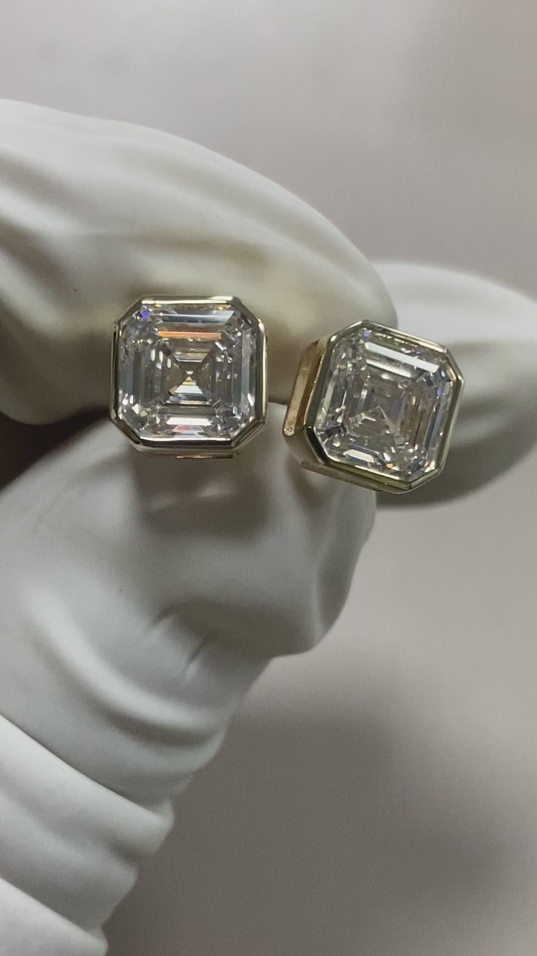 The Hope Asscher Stud